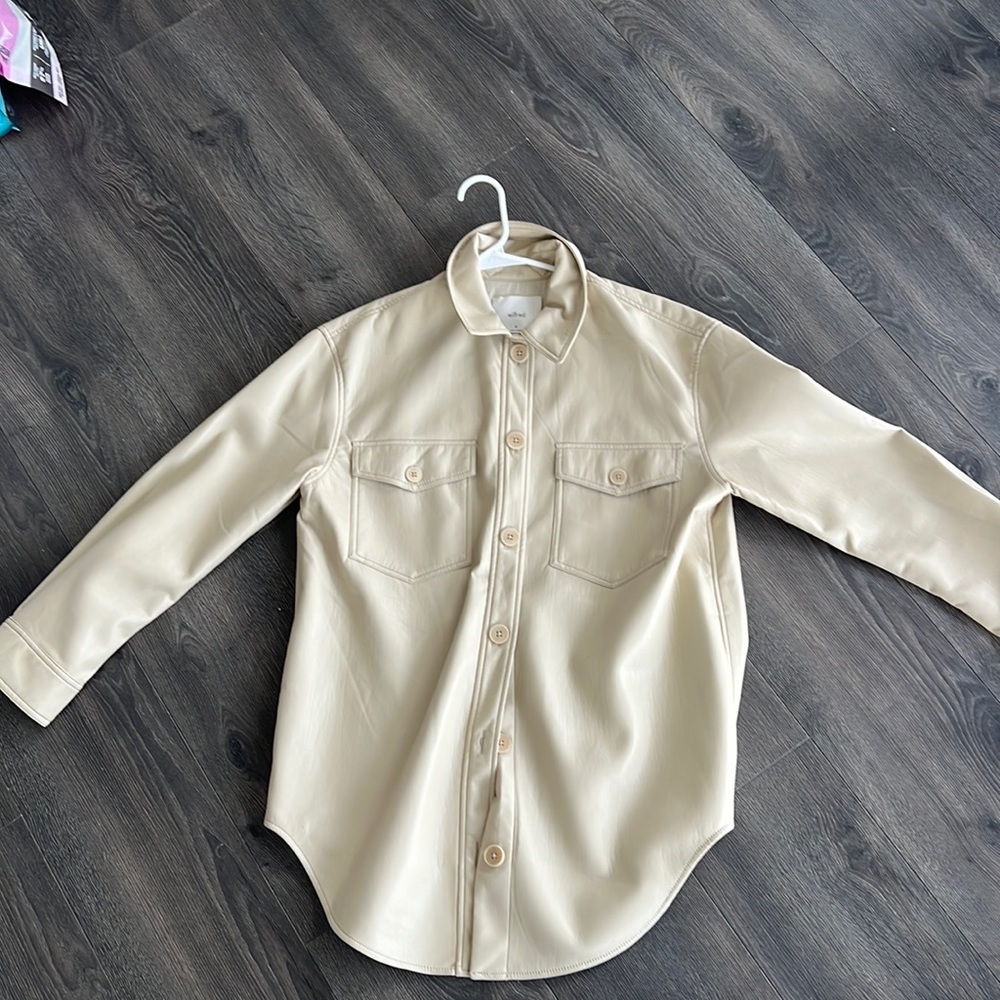 Aritzia Wilfred Leather shirt/jacket